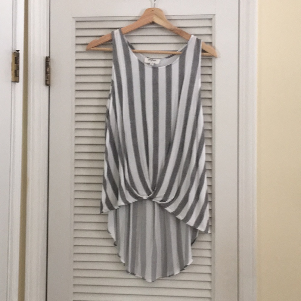 Lovely Striped High Low Top